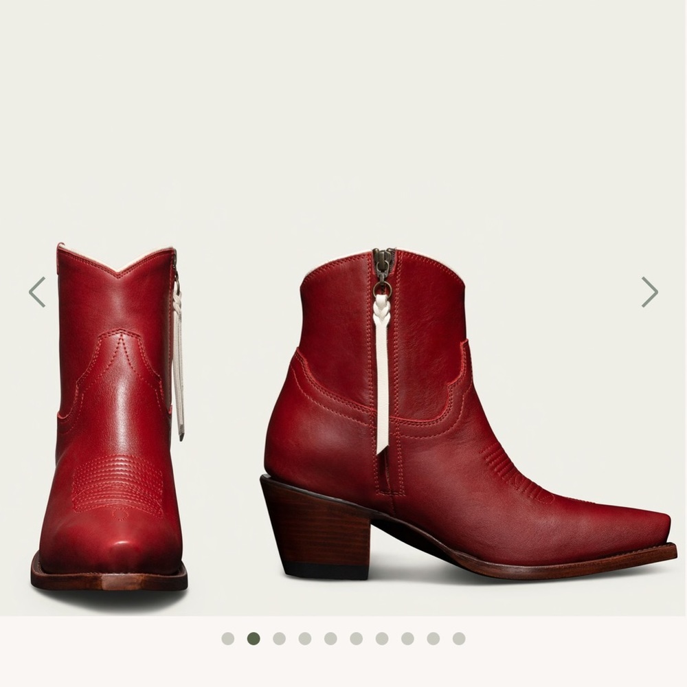 NWT! TECOVAS The Daisy Red Boots Size 9.5
